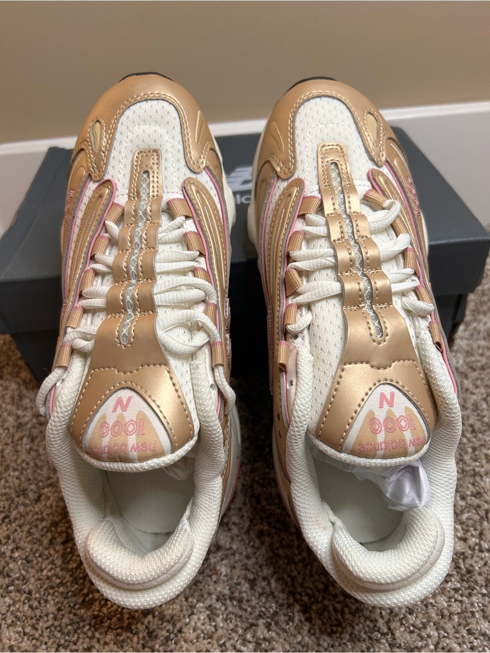 New Balance 1000 Size 6 Women's - Picture 3 of 8